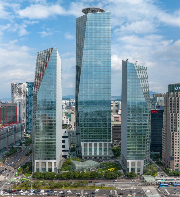 Starlight Investments has announced the opening of its Asia–Pacific headquarters in IFC Seoul.